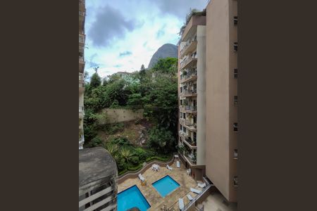 Apartamento à venda com 100m², 2 quartos e 1 vagaVista