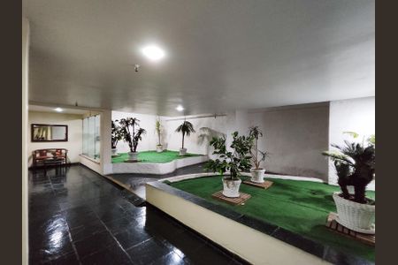 Apartamento à venda com 100m², 2 quartos e 1 vagaFachada e portaria