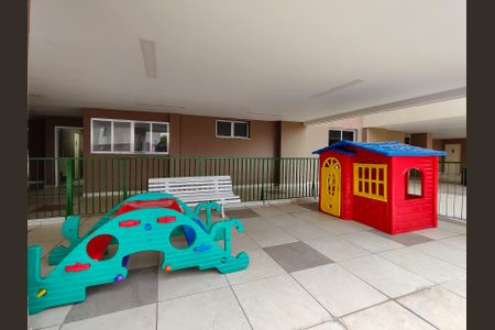 Apartamento à venda com 100m², 2 quartos e 1 vagaÁrea comum - Playground