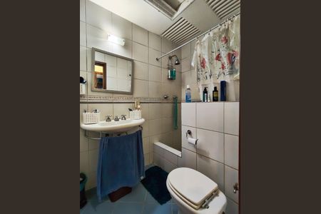 Apartamento à venda com 100m², 2 quartos e 1 vagaBanheiro Corredor