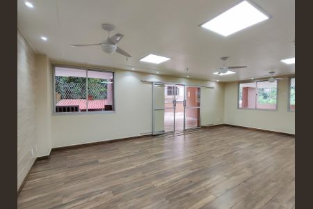Apartamento à venda com 100m², 2 quartos e 1 vagaÁrea comum - Salão de festas