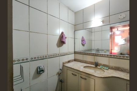 Apartamento à venda com 100m², 2 quartos e 1 vagaBanheiro da Suíte