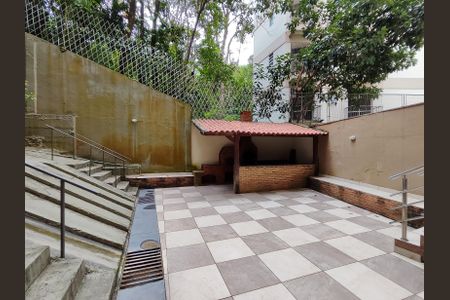 Apartamento à venda com 100m², 2 quartos e 1 vagaÁrea comum - Churrasqueira