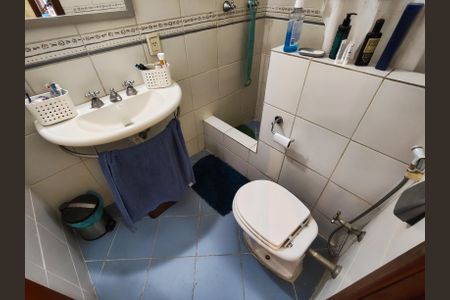 Apartamento à venda com 100m², 2 quartos e 1 vagaBanheiro Corredor
