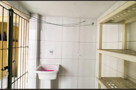 Casa para alugar com 50m², 1 quarto e sem vagaÁrea de Serviço
