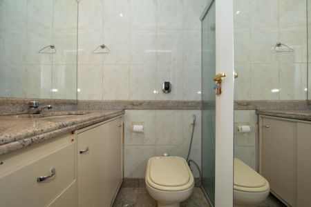 Apartamento à venda com 95m², 3 quartos e 2 vagasBANHEIRO2