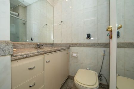 Apartamento à venda com 95m², 3 quartos e 2 vagasBANHEIRO2