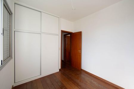 Apartamento à venda com 95m², 3 quartos e 2 vagasQUARTO2