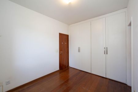 Apartamento à venda com 95m², 3 quartos e 2 vagasQUARTO3