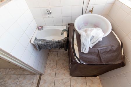 Apartamento à venda com 60m², 2 quartos e sem vagaBANHEIRO DA ÁREA DE SERVIÇO