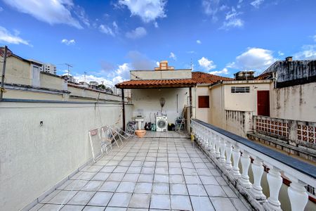 Casa à venda com 180m², 3 quartos e 4 vagasÁrea externa
