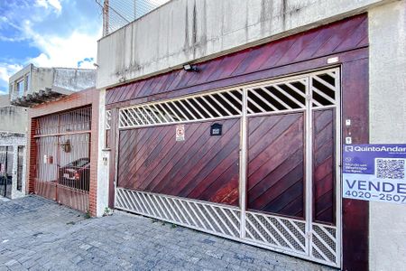 Casa à venda com 180m², 3 quartos e 4 vagasFachada - Plaquinha