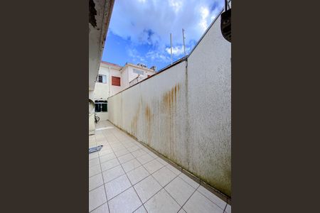 Casa à venda com 180m², 3 quartos e 4 vagasÁrea externa