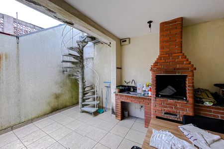 Casa à venda com 180m², 3 quartos e 4 vagasÁrea externa