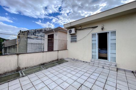 Casa à venda com 180m², 3 quartos e 4 vagasVaranda da Suíte