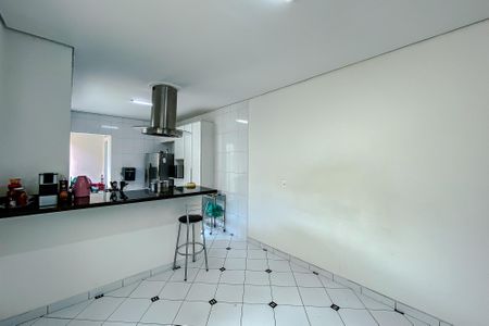 Casa à venda com 180m², 3 quartos e 4 vagasCozinha