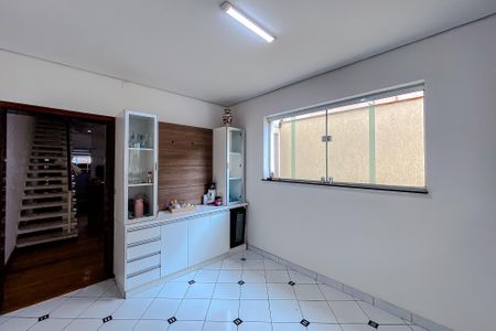 Casa à venda com 180m², 3 quartos e 4 vagasCozinha