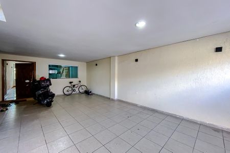 Casa à venda com 180m², 3 quartos e 4 vagasGaragem
