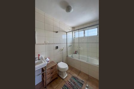Apartamento à venda com 234m², 3 quartos e 1 vagaBanheiro da Suíte