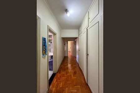 Apartamento à venda com 234m², 3 quartos e 1 vagaCorredor