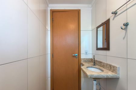 Apartamento para alugar com 77m², 2 quartos e 1 vagaBanheiro da Suíte