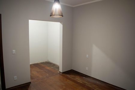 Casa para alugar com 259m², 3 quartos e 4 vagasSuíte
