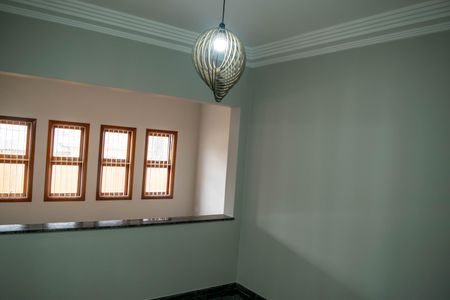 Casa para alugar com 259m², 3 quartos e 4 vagasCorredor