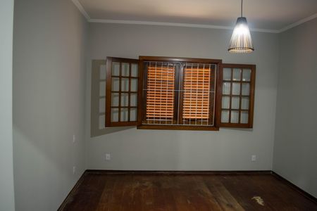 Casa para alugar com 259m², 3 quartos e 4 vagasSuíte