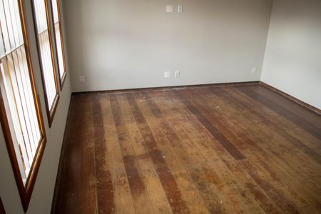 Casa para alugar com 259m², 3 quartos e 4 vagasSala