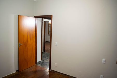 Casa para alugar com 259m², 3 quartos e 4 vagasQuarto