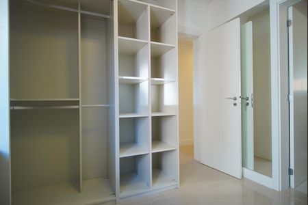 Apartamento para alugar com 162m², 3 quartos e 2 vagasSuíte 2