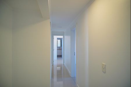 Apartamento para alugar com 162m², 3 quartos e 2 vagasCorredor Quartos