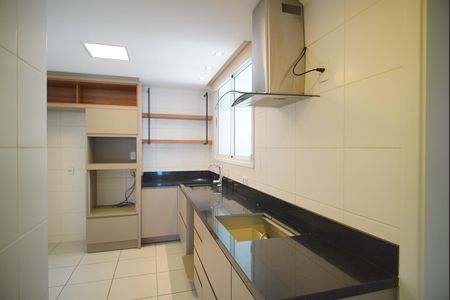 Apartamento para alugar com 162m², 3 quartos e 2 vagasCozinha