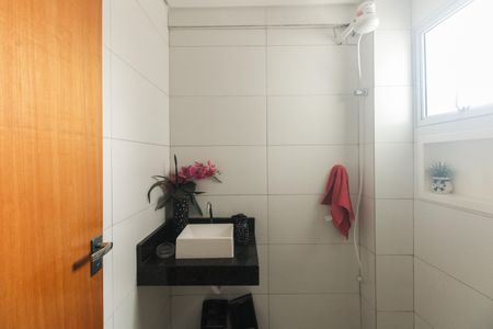 Apartamento para alugar com 40m², 2 quartos e 1 vaga Apartamento para alugar com 40m², 2 quartos e 1 vagaBanheiro