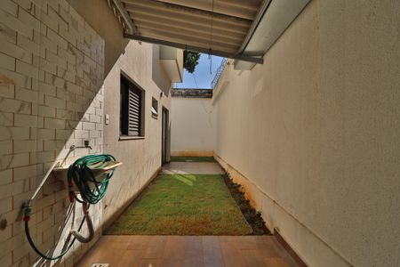 Apartamento para alugar com 57m², 3 quartos e 1 vagaQuintal