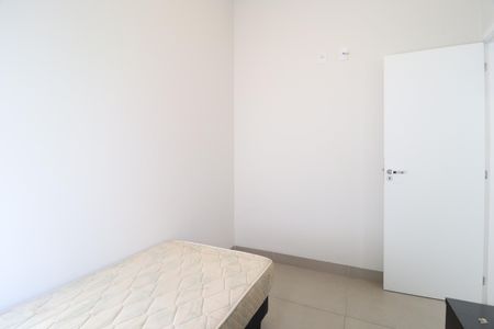 Apartamento para alugar com 57m², 3 quartos e 1 vagaQuarto 1