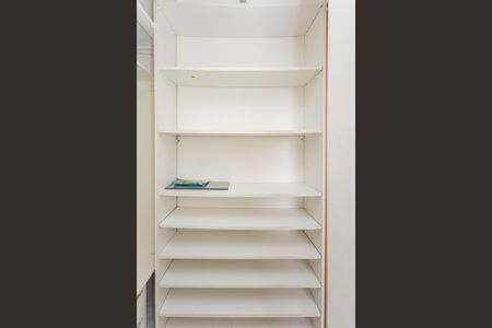 Apartamento para alugar com 78m², 3 quartos e 1 vagaCloset da suíte 2