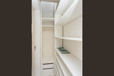 Apartamento para alugar com 78m², 3 quartos e 1 vagaCloset da suíte 2