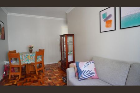 Sala  de apartamento para alugar com 1 quarto, 42m² em Passo D’areia, Porto Alegre