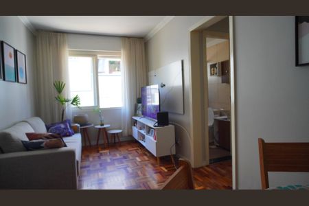 Sala de apartamento para alugar com 1 quarto, 42m² em Passo D’areia, Porto Alegre