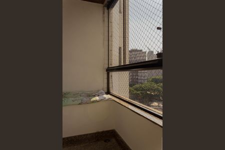 Apartamento à venda com 153m², 4 quartos e 3 vagasVaranda da Suíte 1