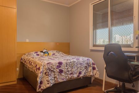 Apartamento à venda com 153m², 4 quartos e 3 vagasSuíte 2