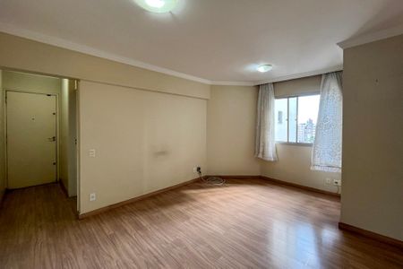 Sala de apartamento à venda com 3 quartos, 63m² em Vila Vermelha, São Paulo