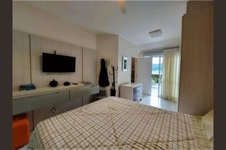 Apartamento para alugar com 166m², 4 quartos e 2 vagasQuarto