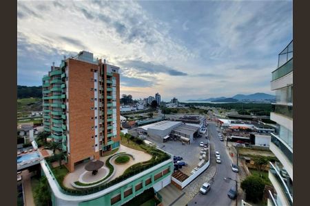 Apartamento para alugar com 166m², 4 quartos e 2 vagasVista