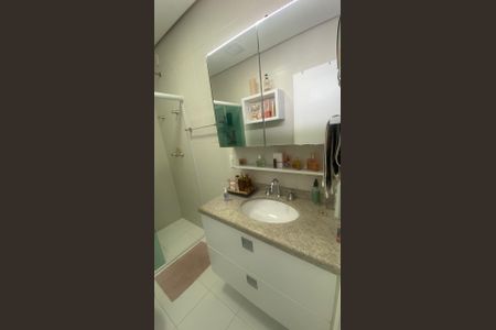 Apartamento para alugar com 166m², 4 quartos e 2 vagasBanheiro