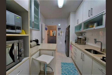 Apartamento para alugar com 166m², 4 quartos e 2 vagasCozinha