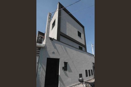 Apartamento para alugar com 34m², 2 quartos e sem vaga Apartamento para alugar com 34m², 2 quartos e sem vagaFachada