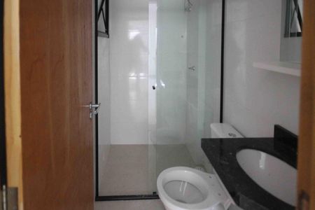 Apartamento para alugar com 34m², 2 quartos e sem vaga Apartamento para alugar com 34m², 2 quartos e sem vagaBanheiro