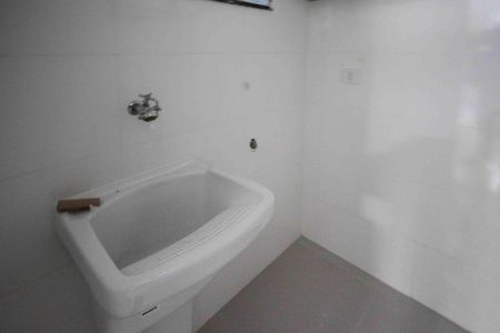 Apartamento para alugar com 34m², 2 quartos e sem vaga Apartamento para alugar com 34m², 2 quartos e sem vagaÁrea de Serviço